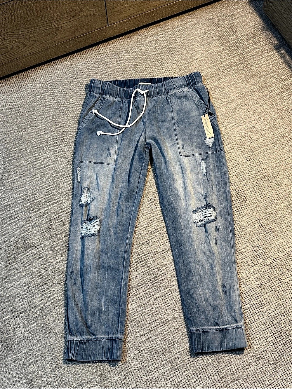 Bella Dahl Pocket Jogger Blue Distressed Jogger Pants NWT